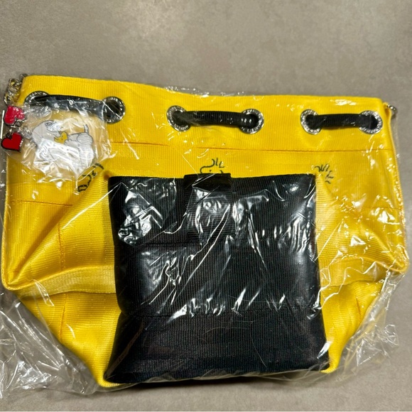 *SALE* Harveys Seatbelt Medium Park Hopper Peanuts Woodstock New - Picture 4 of 4